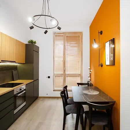 Old Forum דירה *