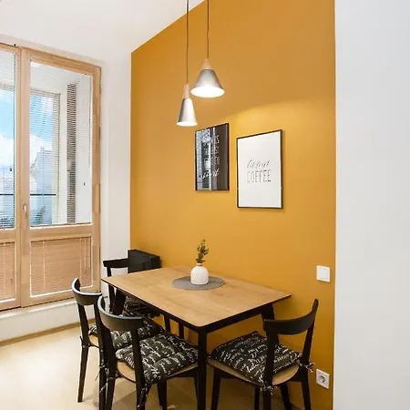 Apartman Old Forum